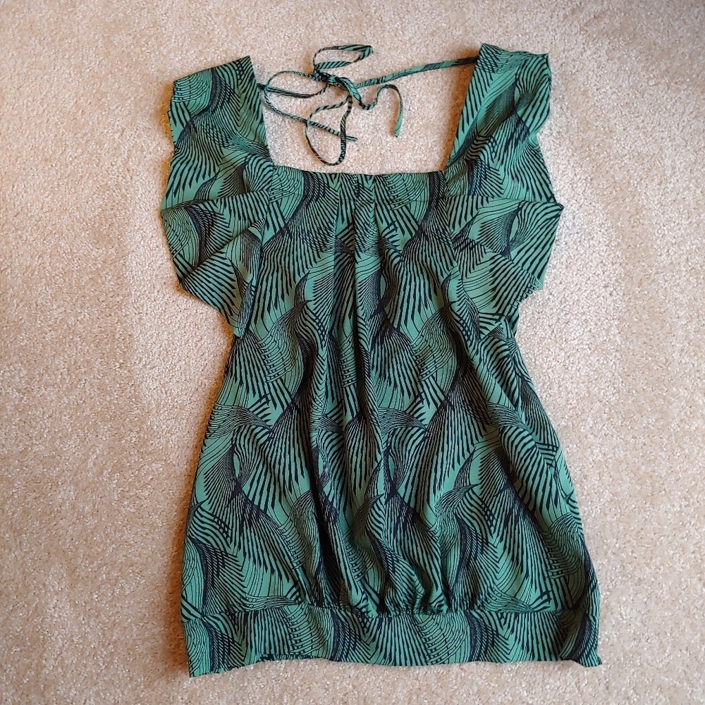 NWOT Forever 21 xxi green tunic blouse